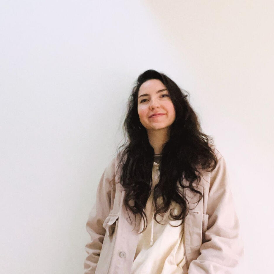 Hi! portrait of founder